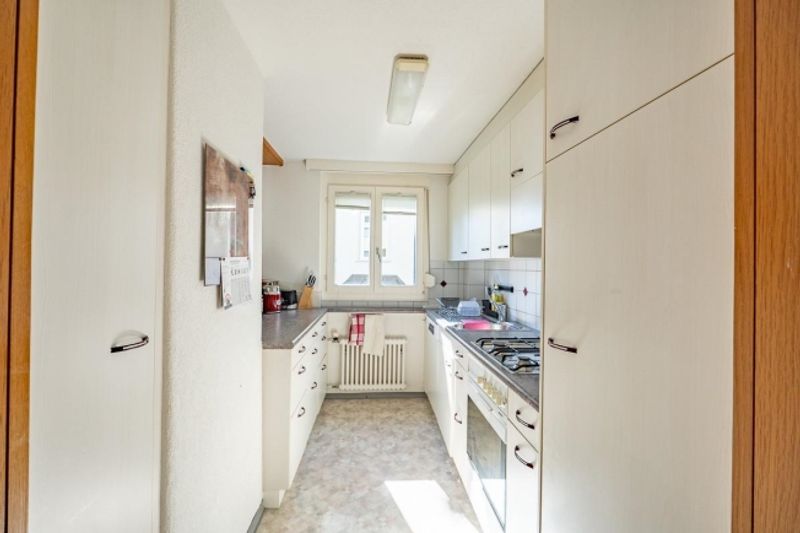 2-Familienhaus, Renovationsobjekt an bevorzugter Lage - 2