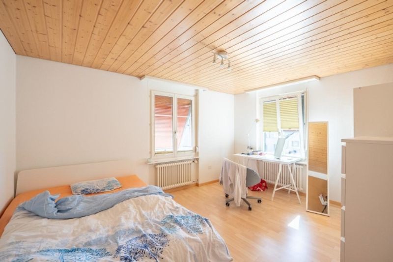 2-Familienhaus, Renovationsobjekt an bevorzugter Lage - 6