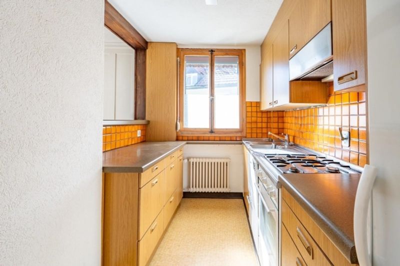 2-Familienhaus, Renovationsobjekt an bevorzugter Lage - 8