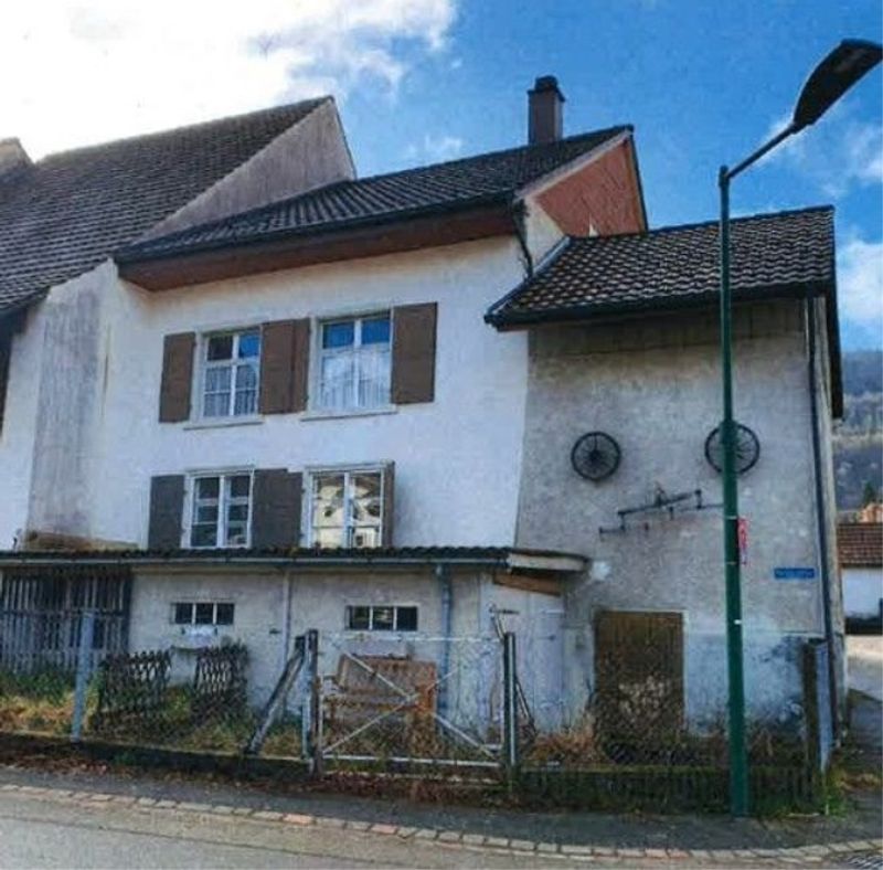 *Einfamilienhaus mit Gartenanlage und Agarland* - 1