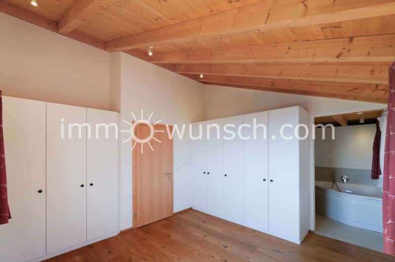 Natur, Ruhe und Wohnkomfort - modernes 6 ½ Zimmer Chalet mit Sauna in Stalden - 9