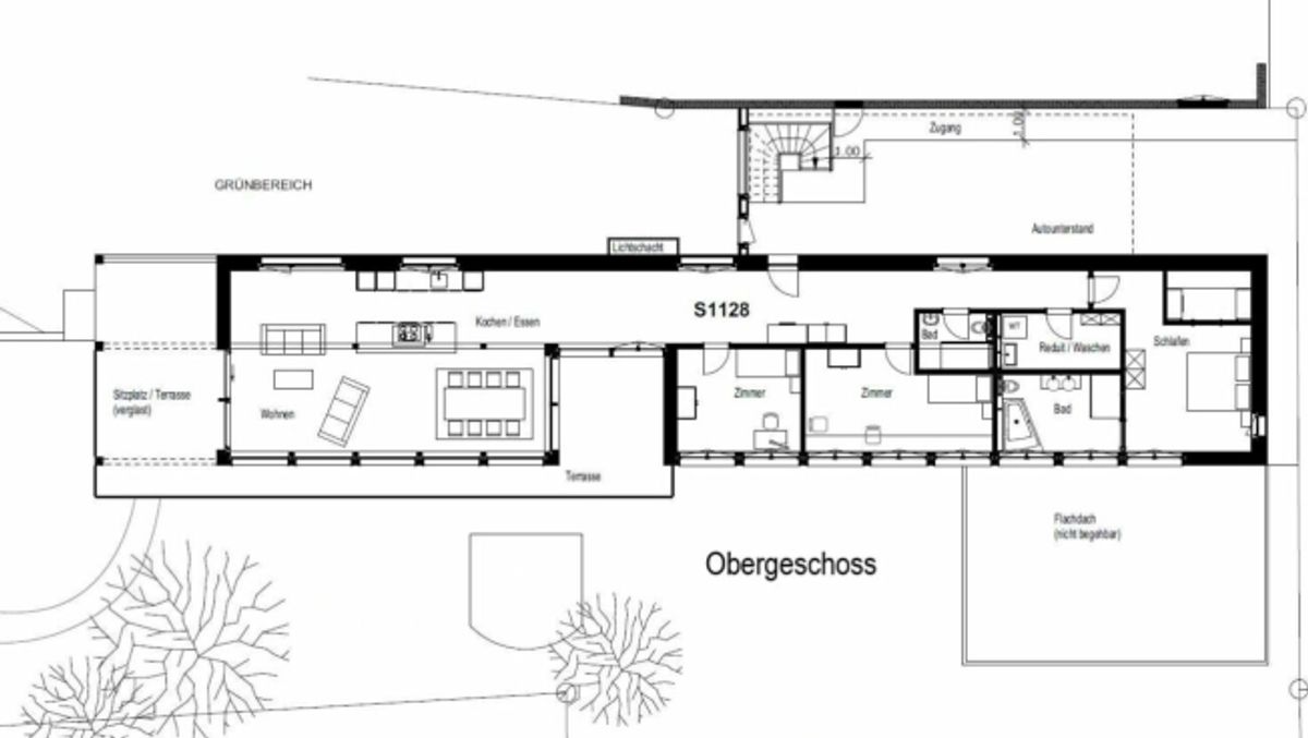 Zu verkaufen grosszügiges Terrassenhaus, 4.5 Zimmer, Länge 35 Meter. Am Bleicheliweg 2, 9055 Bühler bei Teufen, mit Weitsicht auf Wiese und Wald. Nur 2 Gehminuten bis Bahnhof ! - 2