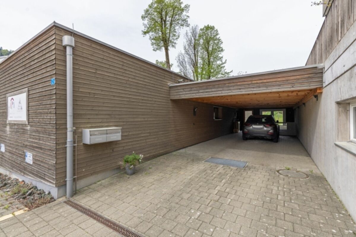 Zu verkaufen grosszügiges Terrassenhaus, 4.5 Zimmer, Länge 35 Meter. Am Bleicheliweg 2, 9055 Bühler bei Teufen, mit Weitsicht auf Wiese und Wald. Nur 2 Gehminuten bis Bahnhof ! - 14