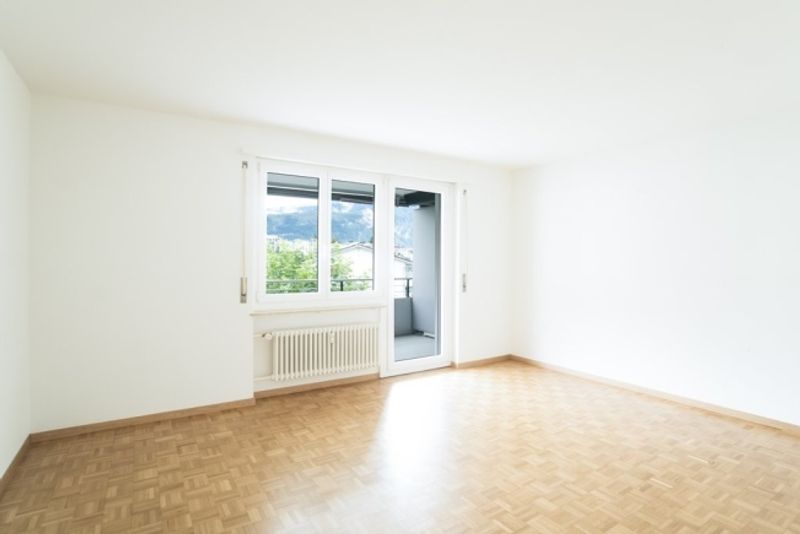 Wohnen im Grünen mit Blick auf die Mythen - 5