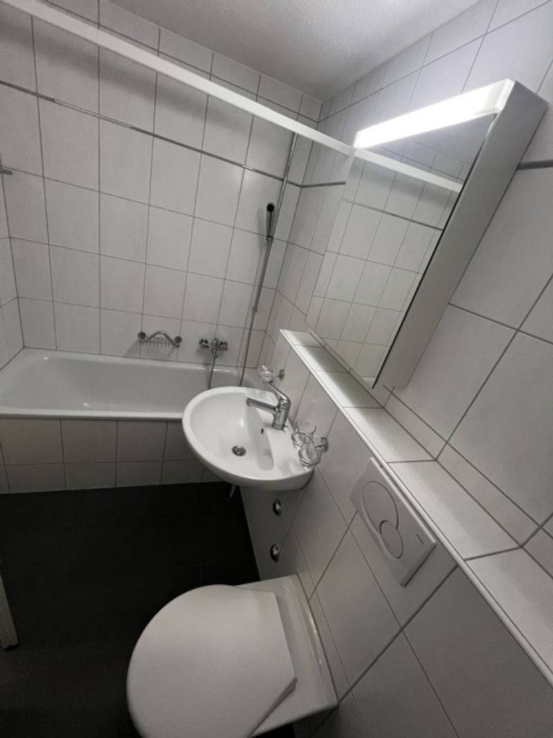 Helle 4-Zimmer-Wohnung im Erdgeschoss in Steinhausen - 5