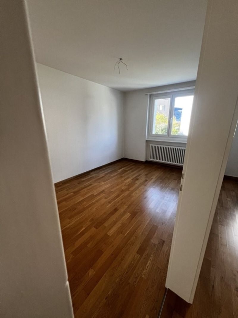 Helle 4-Zimmer-Wohnung im Erdgeschoss in Steinhausen - 7