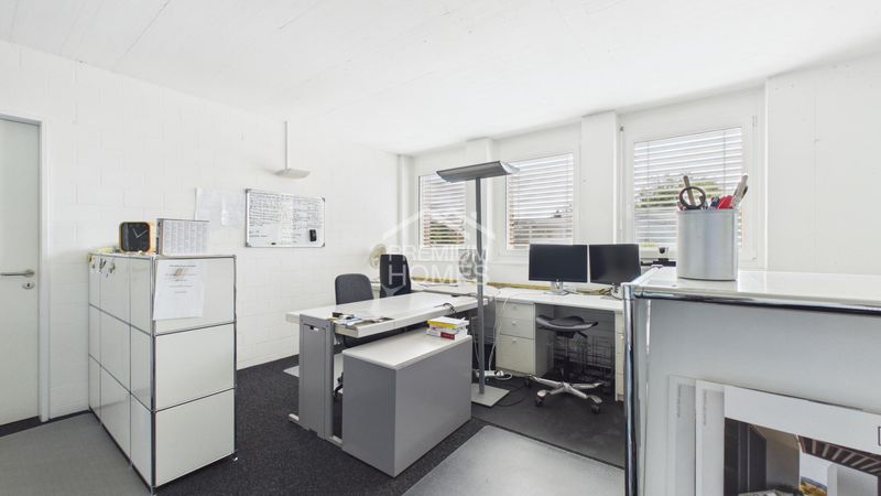 Viel Raum für Ihre Geschäftsidee - Büro, Showroom &amp; Lager - 7