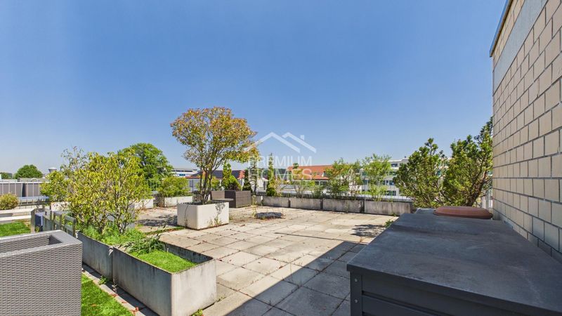 Viel Raum für Ihre Geschäftsidee - Büro, Showroom &amp; Lager - 13