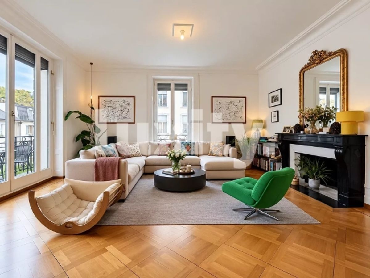 Elegante haussmannsche Wohnung in der Nähe der Altstadt - 0