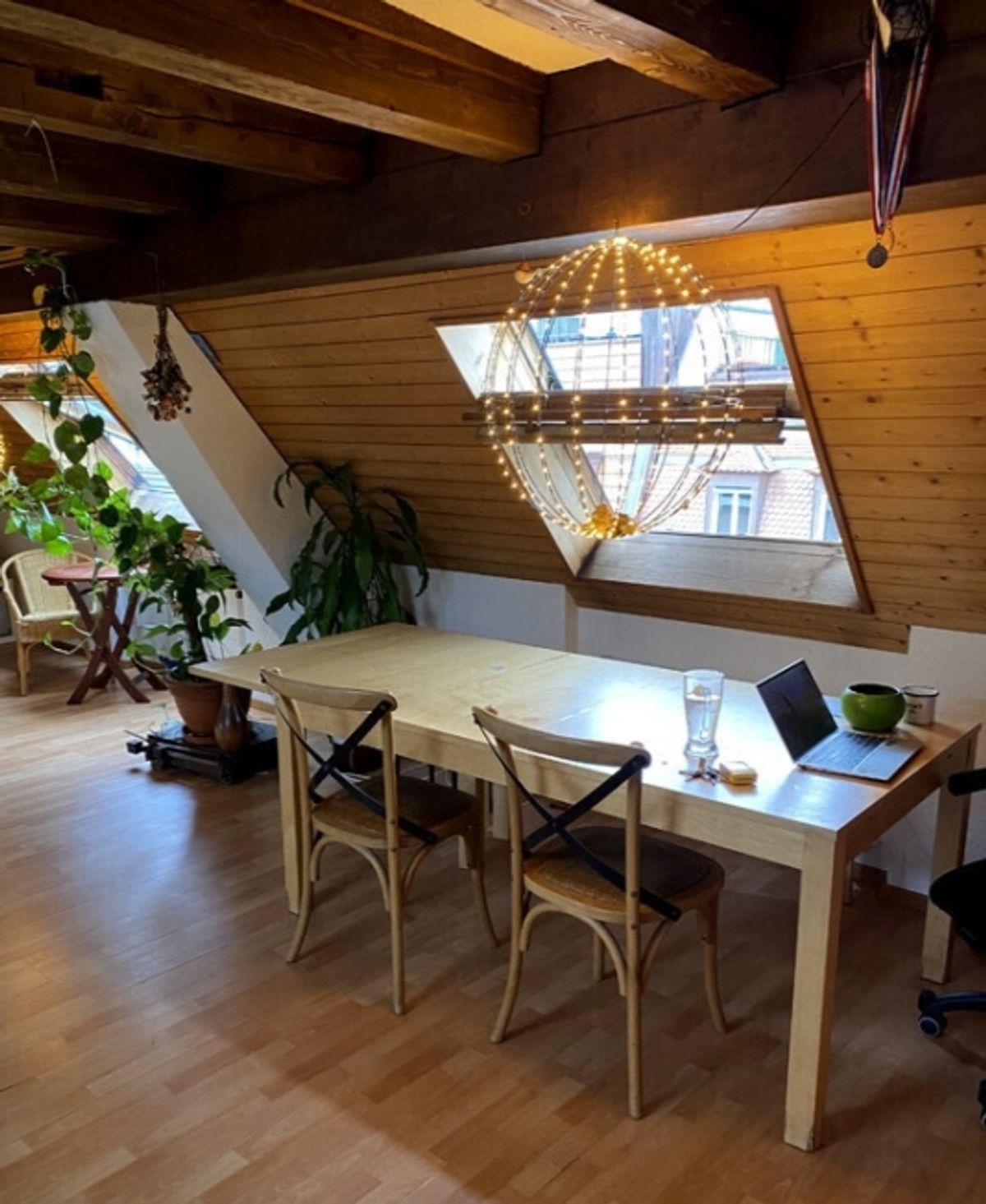 1½ ZIMMER-DACHWOHNUNG IN ZÜRICH - KREIS 3 SIHLFELD, MÖBLIERT, TEMPORÄR - 1