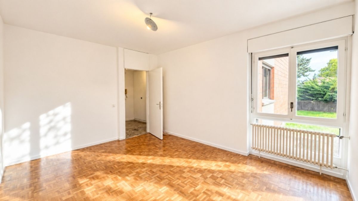 GEMÜTLICHE 2,5 ZIMMER MIT GARTEN - 9