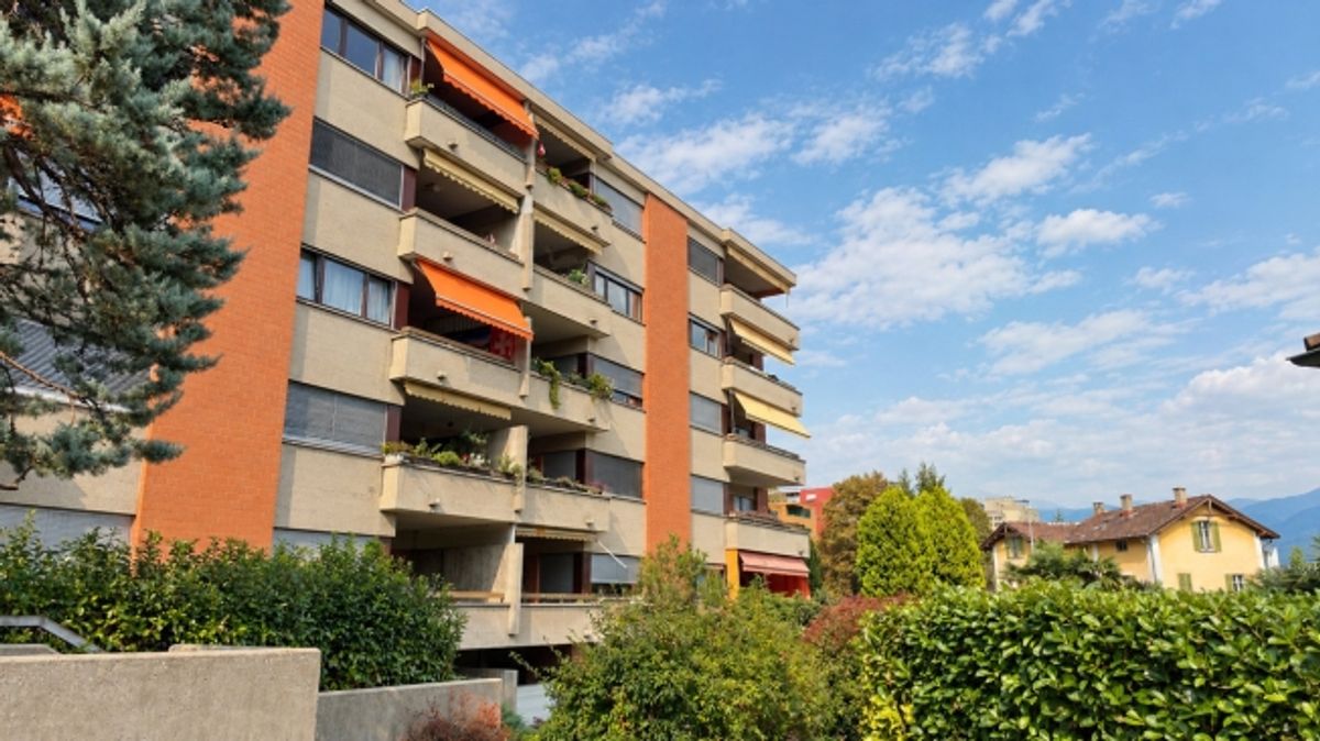 GEMÜTLICHE 2,5 ZIMMER MIT GARTEN - 1
