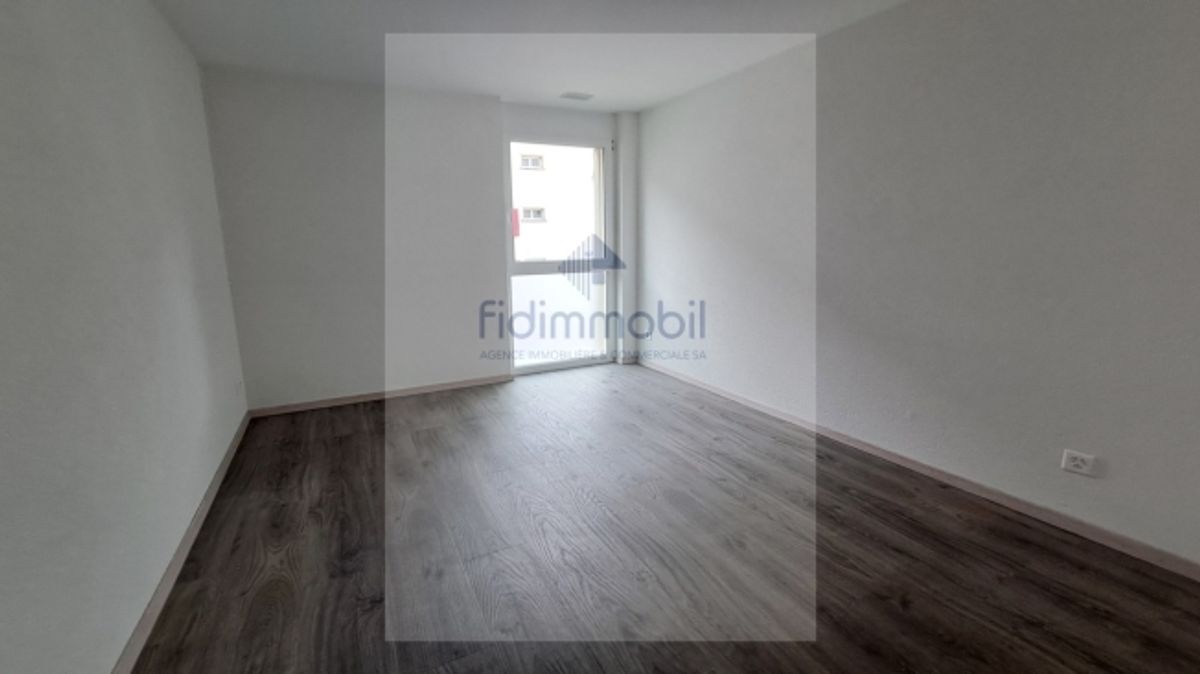 zu vermieten, für AVS/AI, 2 Zimmer, Schmiede 6, La Chaux-de-Fonds - 3