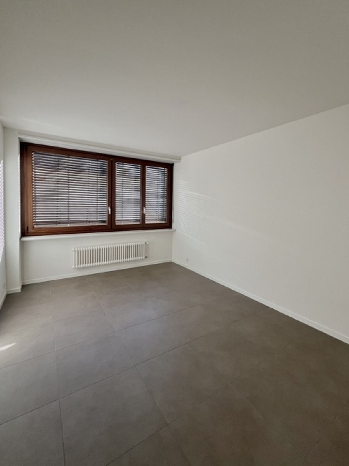 2,5-ZIMMER-APARTMENTS KOMPLETT RENOVIERT - 4
