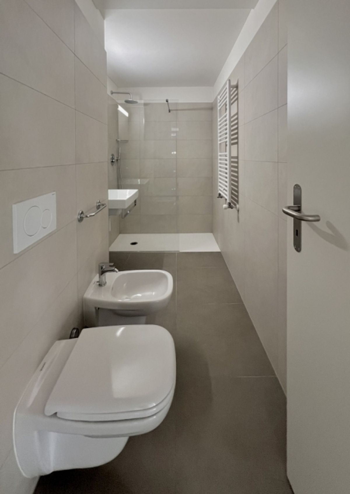 2,5-ZIMMER-APARTMENTS KOMPLETT RENOVIERT - 5