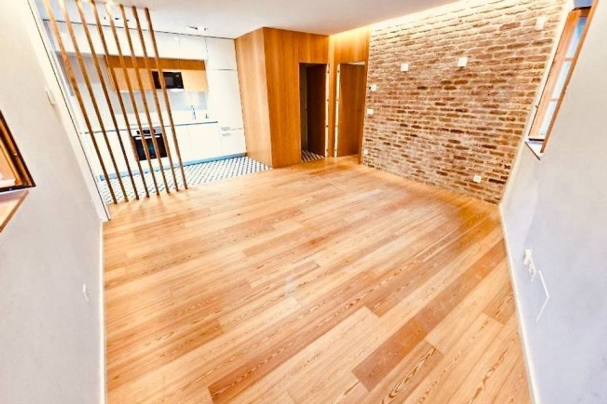 CHÊNE-BOURG – Renovierte 3-Zimmer-Wohnung ≈50 m² und private Terrasse≈60 m² - 1