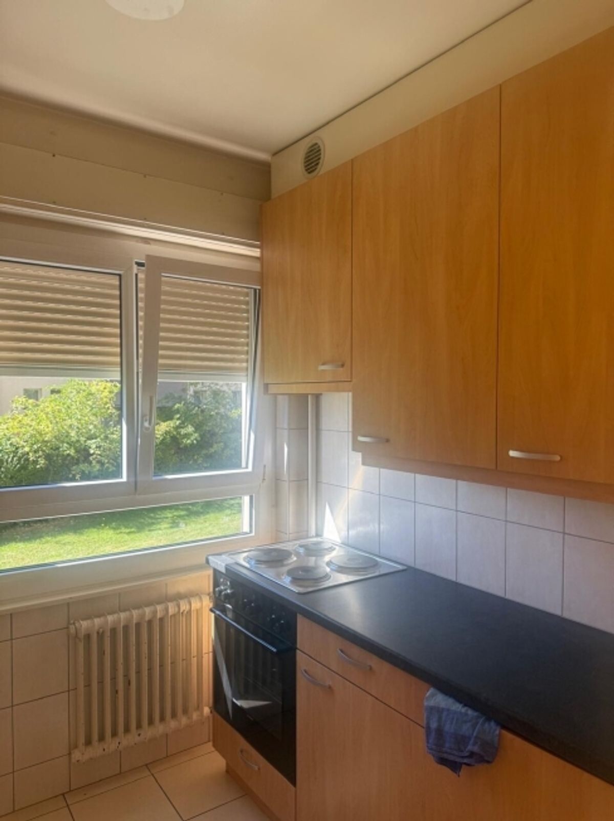 2,5-Zimmer-Wohnung im ersten Stock in einer ruhigen Gegend - 4