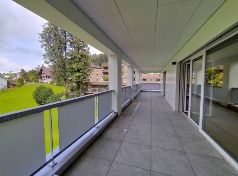 HOCHWERTIG UND MODERN AUS REGIONALEM HOLZ - 6