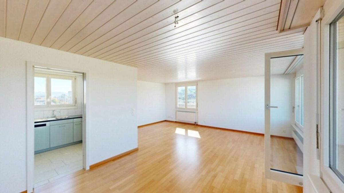4.5 Zimmer Attikawohnung mit grosser Terrasse - 4