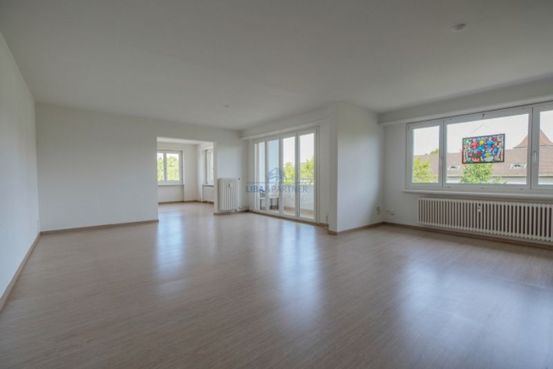 Grosszügige 4.5-Zimmer-Eigentumswohnung an zentraler Lage - 3
