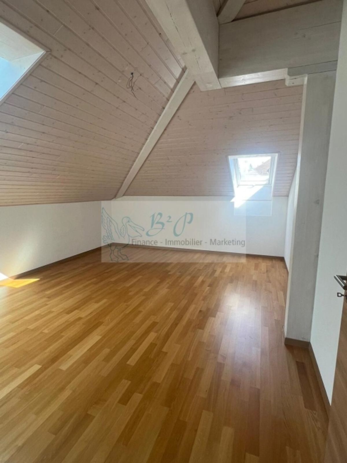 Eine 3.5-Zimmer-Wohnung ist auf La Chaux-de-Fonds zu vermieten! - 4