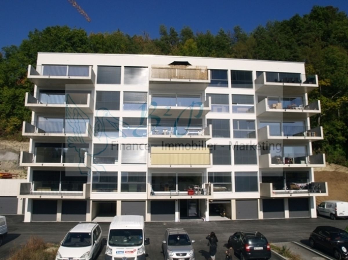 Eine schöne und geräumige 5,5-Zimmer-Wohnung in Boudry zu vermieten! - 1