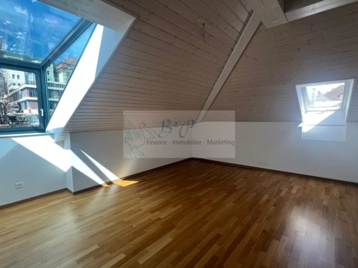 Eine 3.5-Zimmer-Wohnung ist auf La Chaux-de-Fonds zu vermieten! - 6