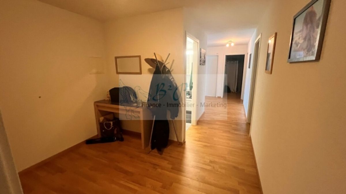 Eine schöne und geräumige 5,5-Zimmer-Wohnung in Boudry zu vermieten! - 5