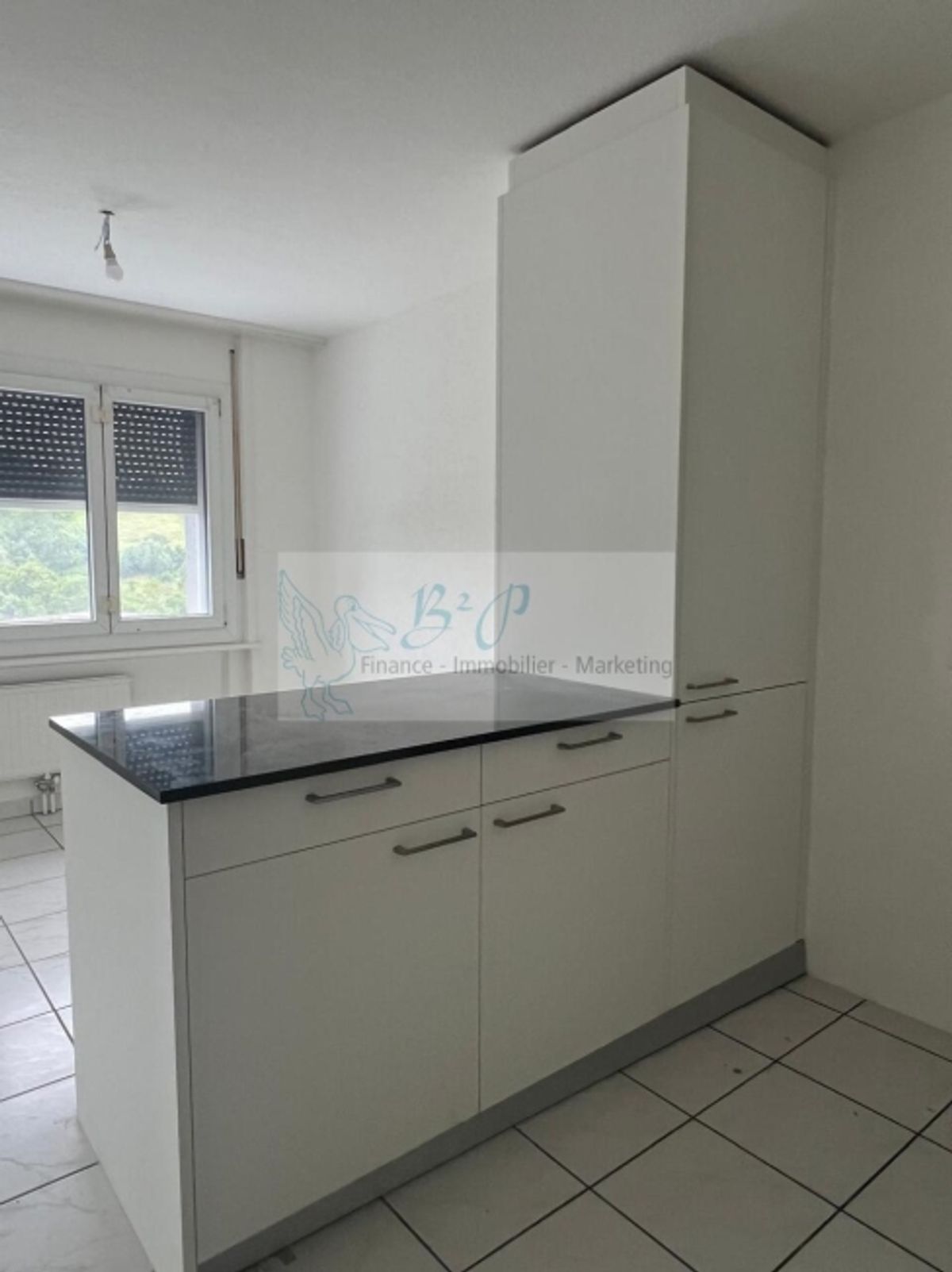 Große und helle 3.5-Zimmer-Wohnung - 1