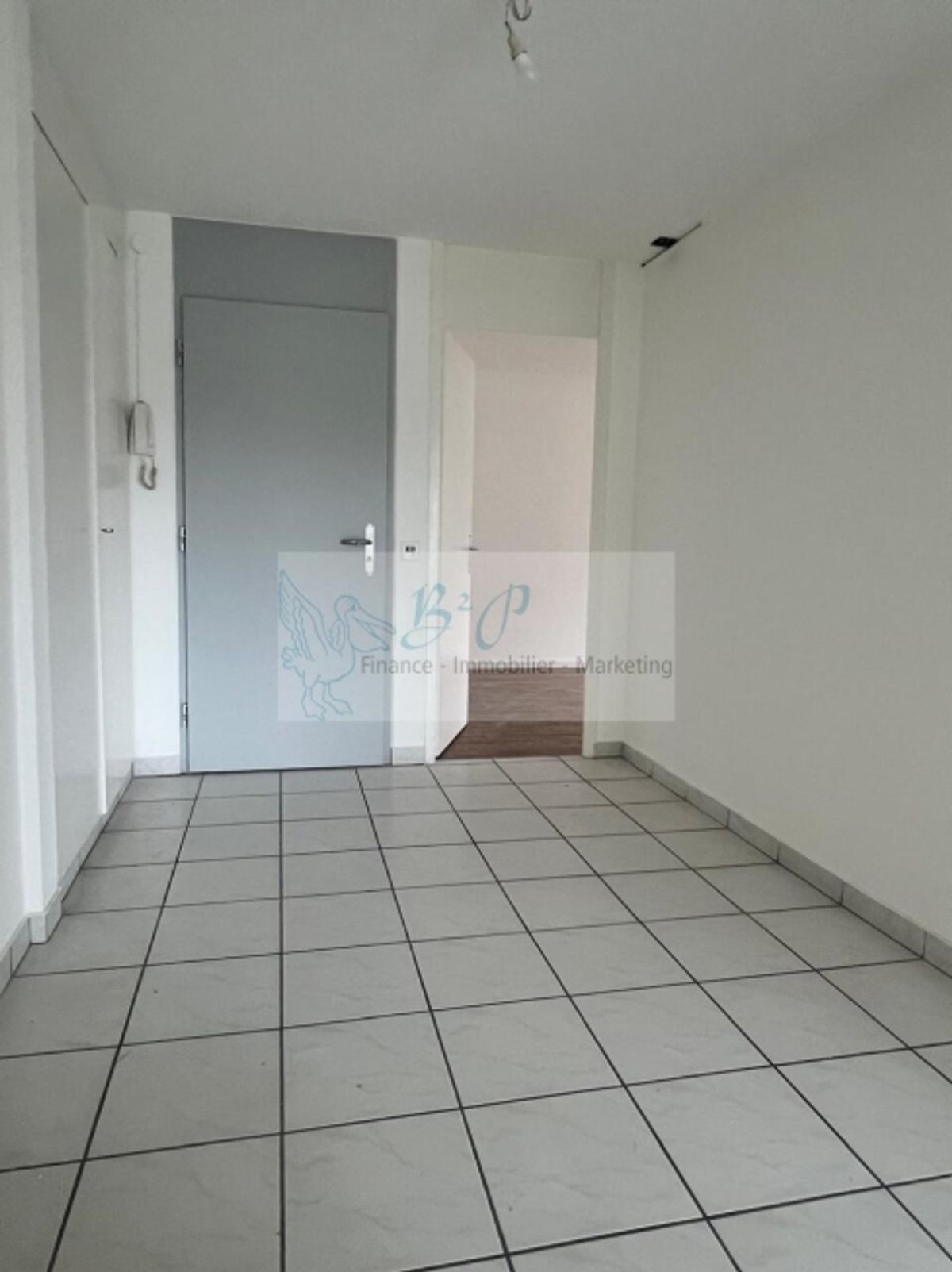Große und helle 3.5-Zimmer-Wohnung - 5