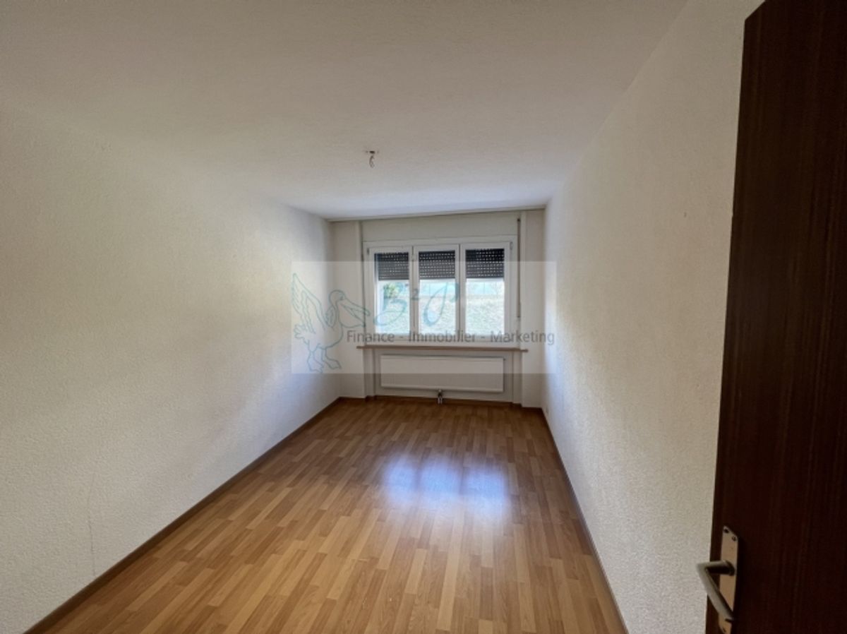 3.5 Zimmerwohnung mit schöner Aussicht auf Boudry - 4