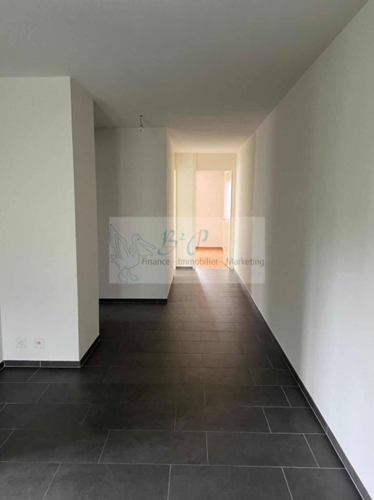 3.5 Zimmerwohnung mit schöner Aussicht auf Boudry - 9