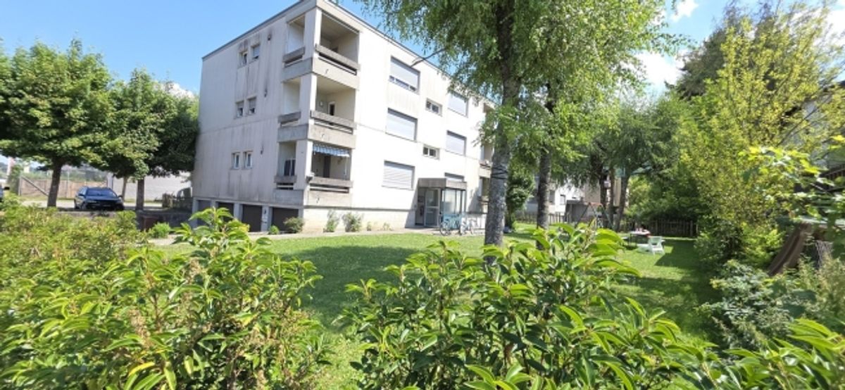 Ungehinderte Sicht, Balkon und Grün nur einen Steinwurf vom Coop entfernt! - 5