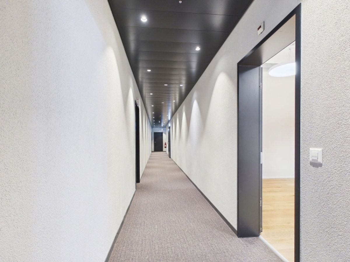 Modern ausgebaute Bürofläche mit Terrasse - 8