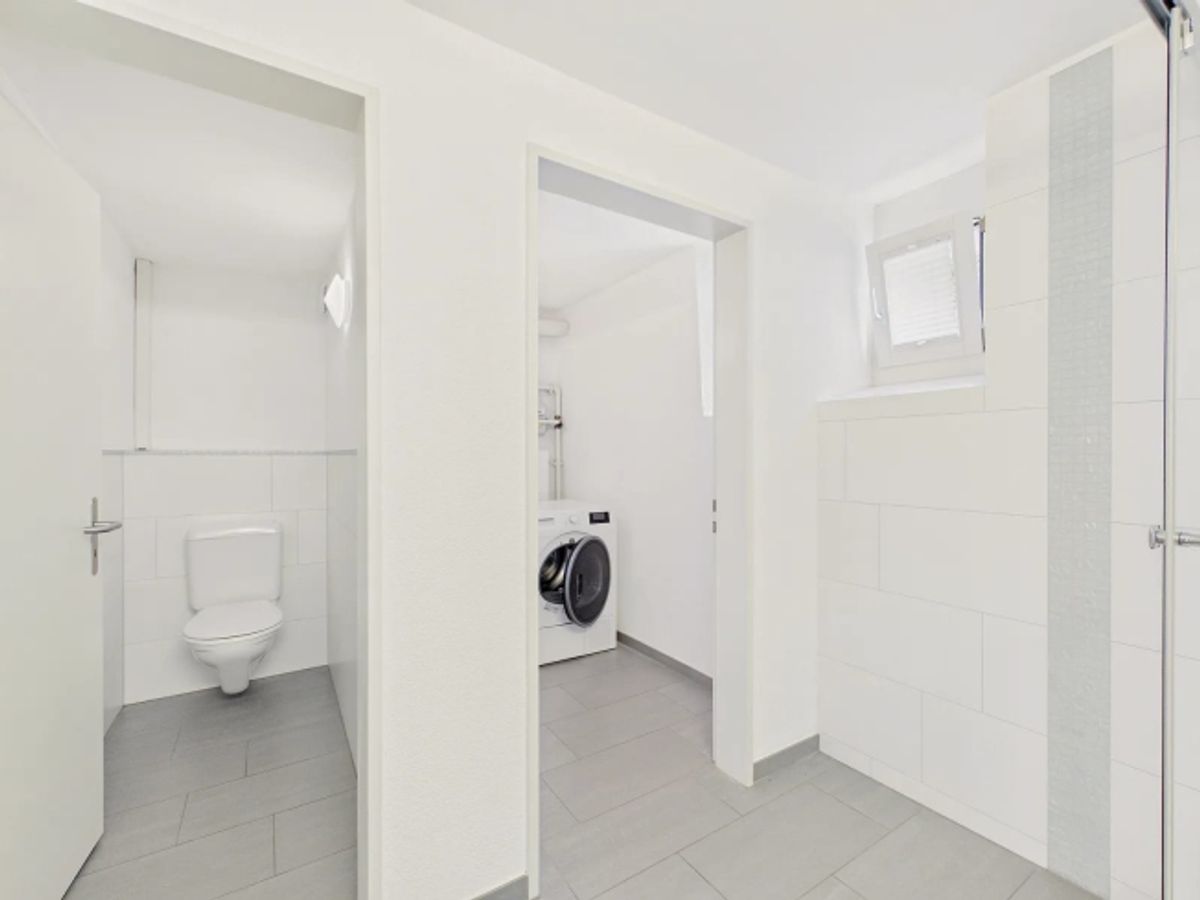 Stilvolle 2-Zimmer-Wohnung mit Terrasse in Thalwil mieten - 9