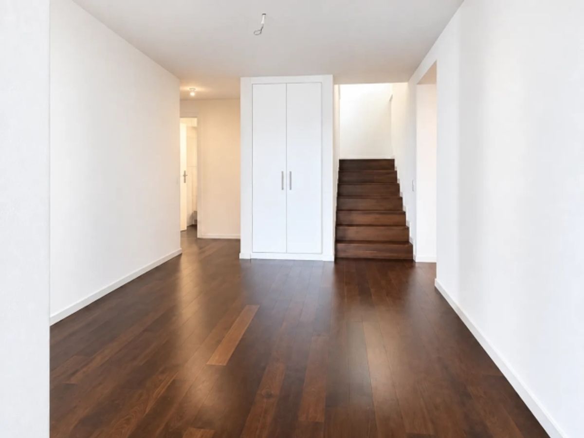 Grosszügiges Einfamilienhaus mit Pool und Garten in Füllinsdorf - 8