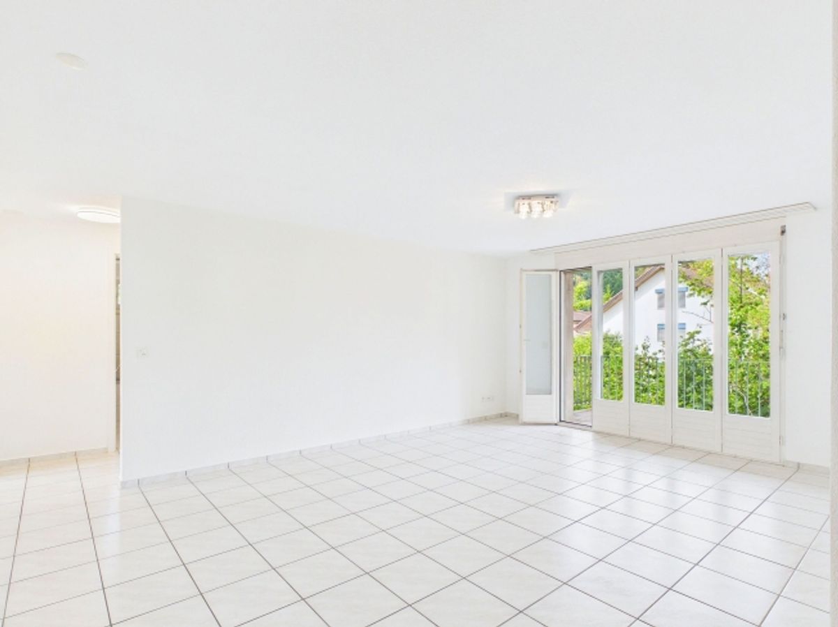 Gepflegte 4.5-Zimmer-Etagenwohnung in Hornussen - 2