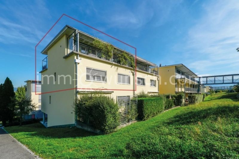 Attraktive 4 ½ Zimmer Maisonettewohnung mit See- und Bergsicht in Hünenberg - 11