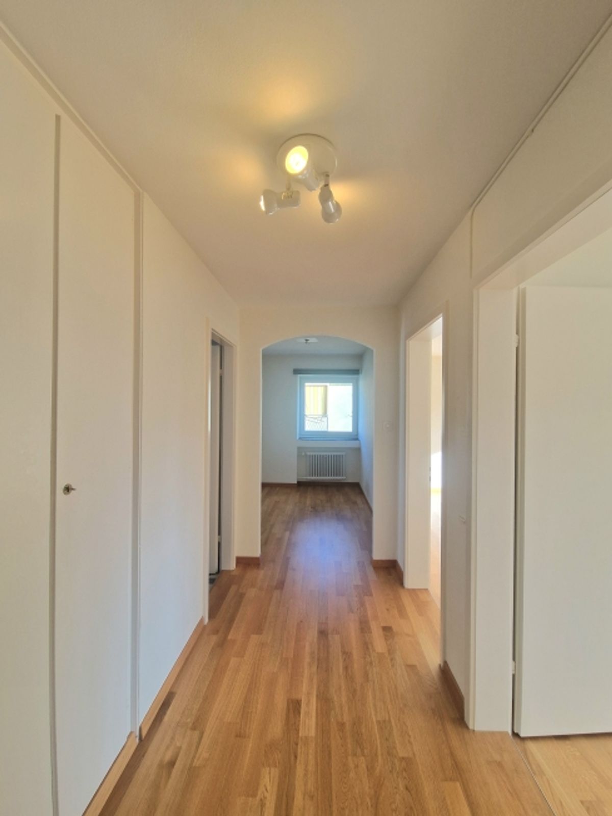 Helle 3.5 Zimmerwohnung an naturnaher Lage - 6