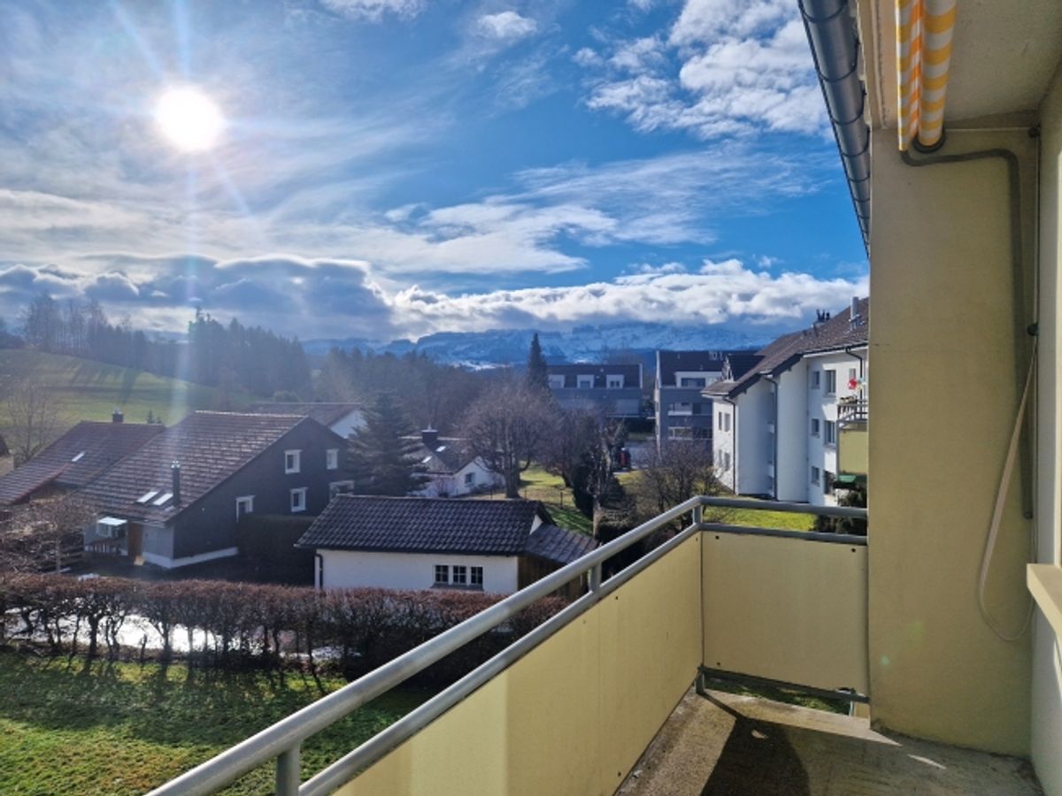 Helle 3.5 Zimmerwohnung an naturnaher Lage - 8