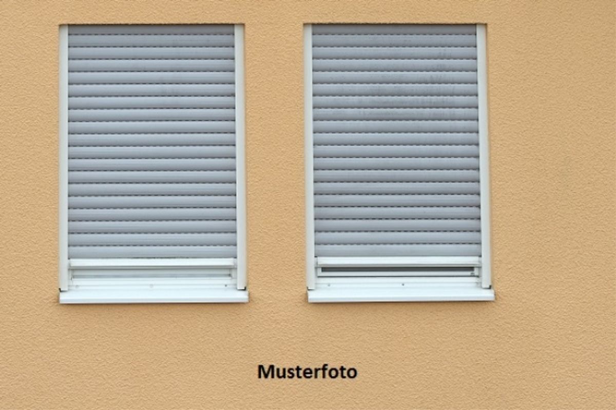 *Einfamilienhaus* - 0
