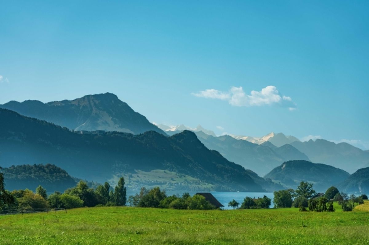 Viel Raum für das Leben – mit Garten, See- und Bergblick - 3