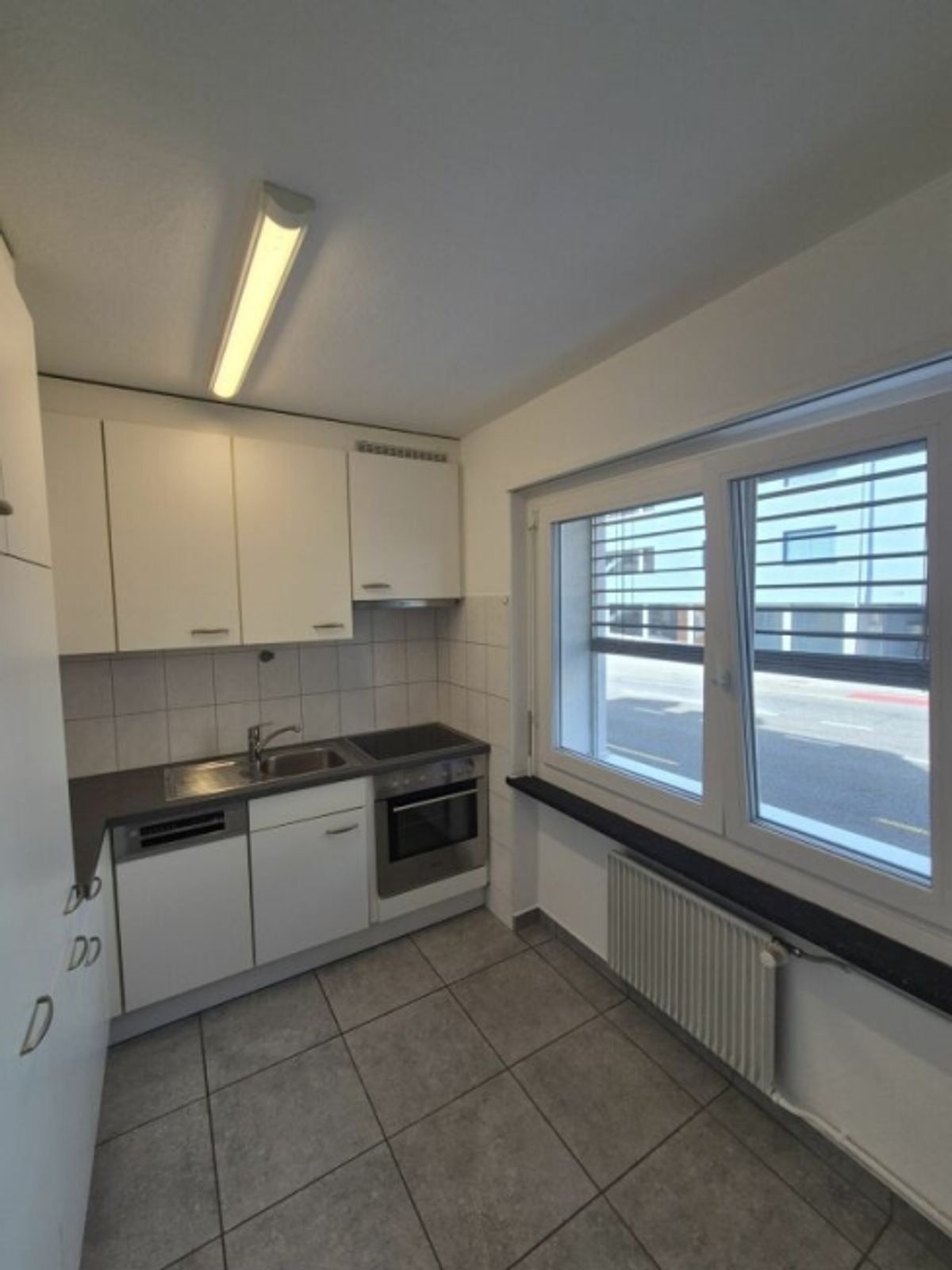 2.5-Zimmer Wohnung mit Terrasse - 1