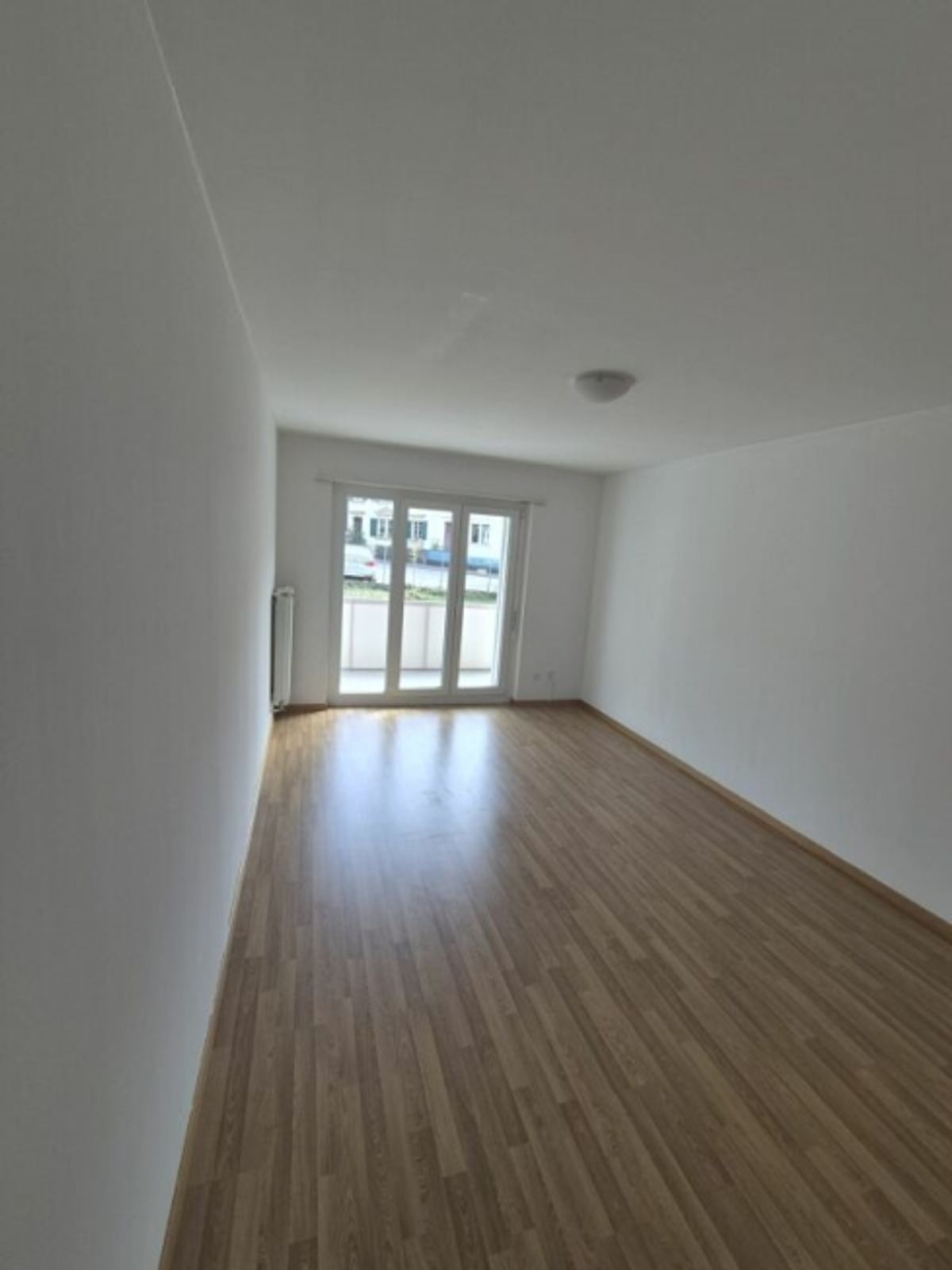2.5-Zimmer Wohnung mit Terrasse - 3
