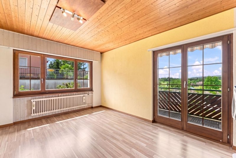 8.5-Zi.-Einfamilienhaus in Obfelden mit Aussicht & Einliegerwohnung potenzial - 12