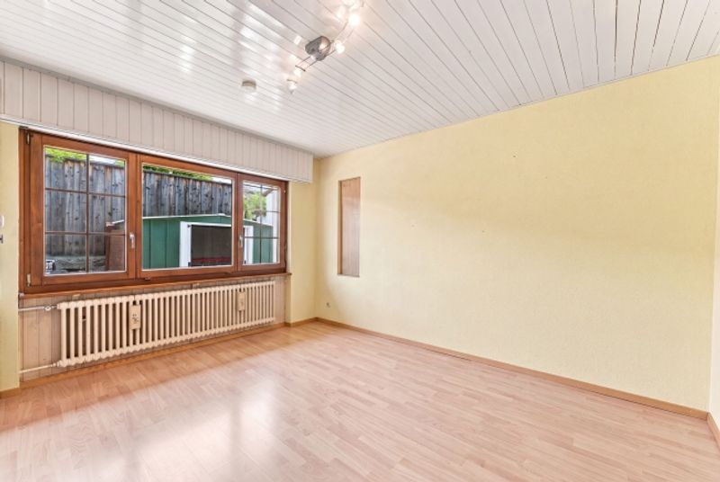 8.5-Zi.-Einfamilienhaus in Obfelden mit Aussicht & Einliegerwohnung potenzial - 13