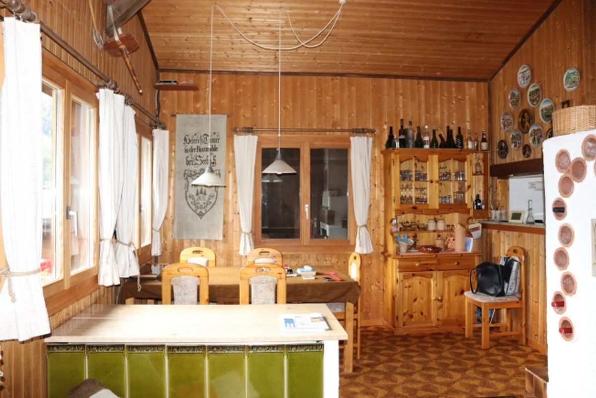 Sonniges Chalet mit Galerie an TOP Lage in Elm! - 3