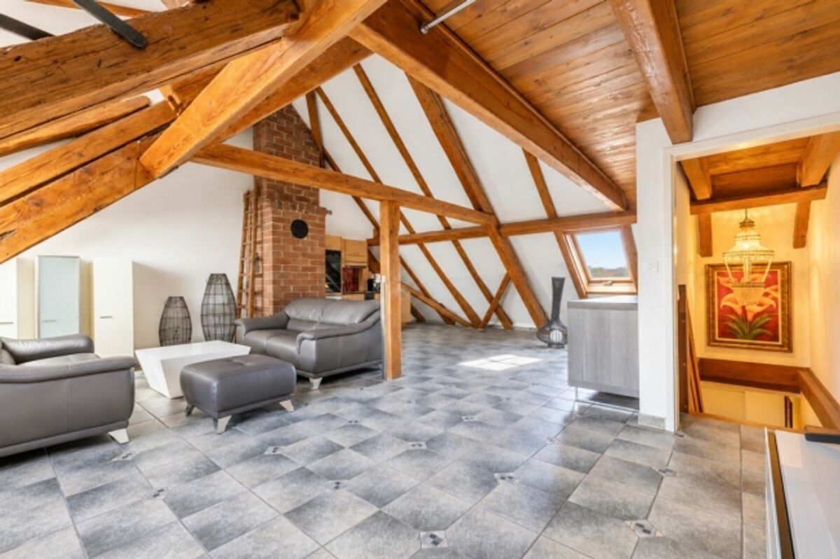 5.5-Zimmer-Triplexwohnung mit eigenem Aussenzugang im historischen Ortskern von Wülflingen - 3