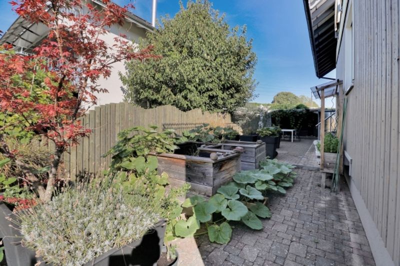 6.5-Zimmer-Einfamilienhaus an zentraler Lage in Thun mit Bergsicht und smartem Energiekonzept - 13