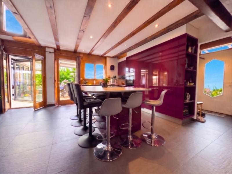 Yverdon – 5,5-Zimmer-Doppelhaus-Penthouse mit großer Terrasse und Winterveranda - 1